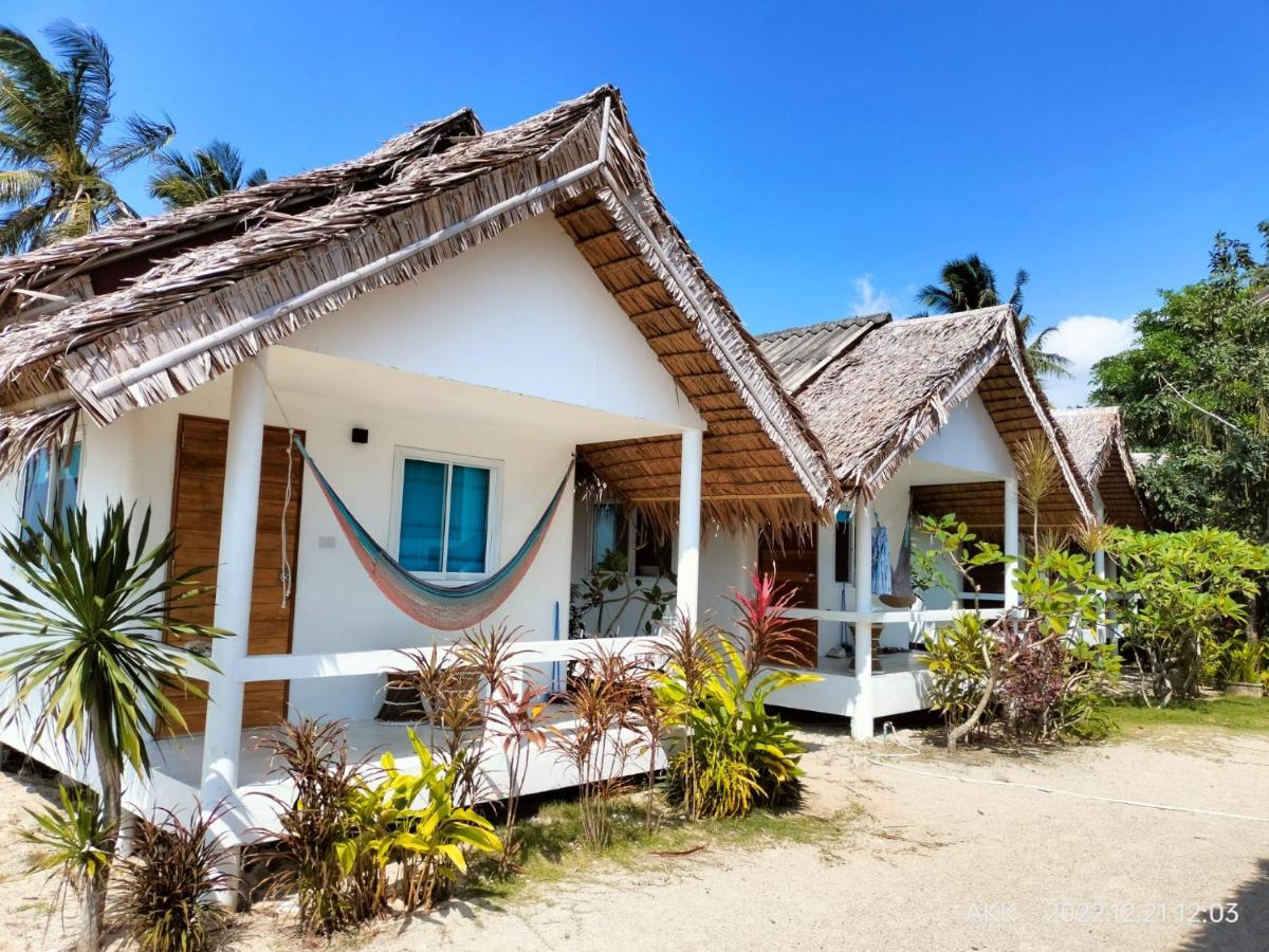 Sand Terrace Beach Bungalows Baan Tai Exterior photo