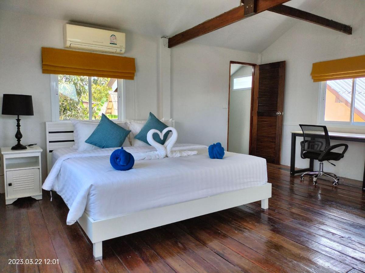 Sand Terrace Beach Bungalows Baan Tai Exterior photo