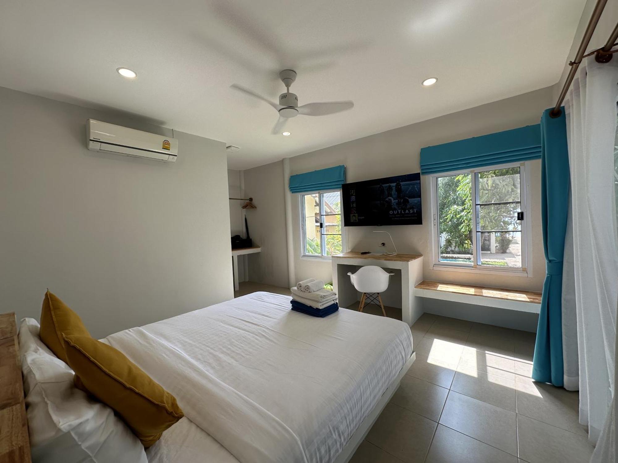 Sand Terrace Beach Bungalows Baan Tai Room photo